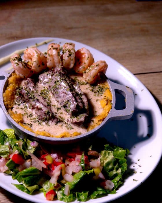 Mofongo en El Caldo